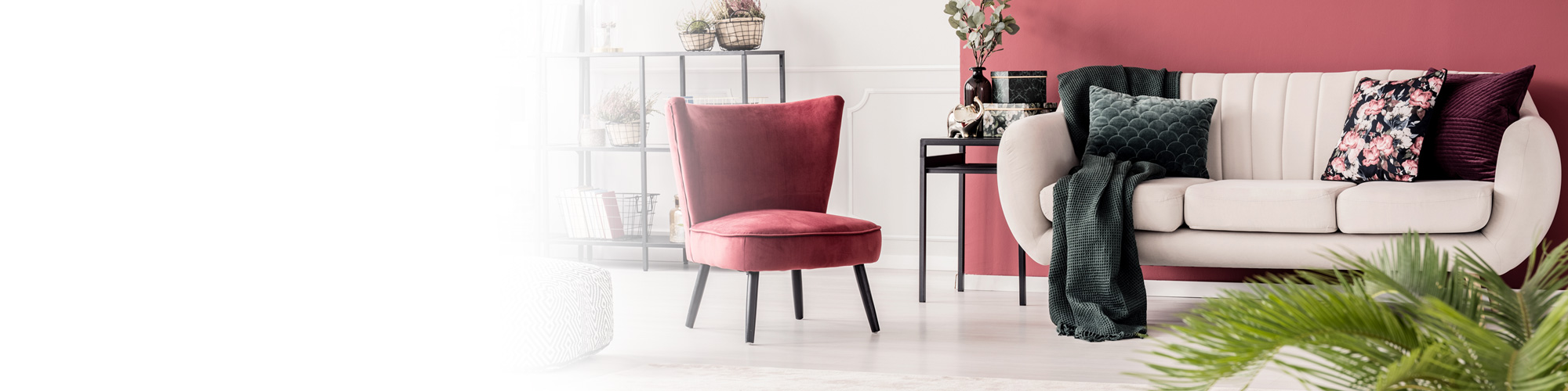 LisaChipchase-living-room-slider